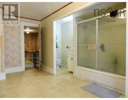 2-4 Queen Street Extension, Amherst, NS B4H1P8 Photo 24