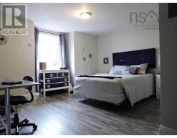 2-4 Queen Street Extension, Amherst, NS B4H1P8 Photo 8