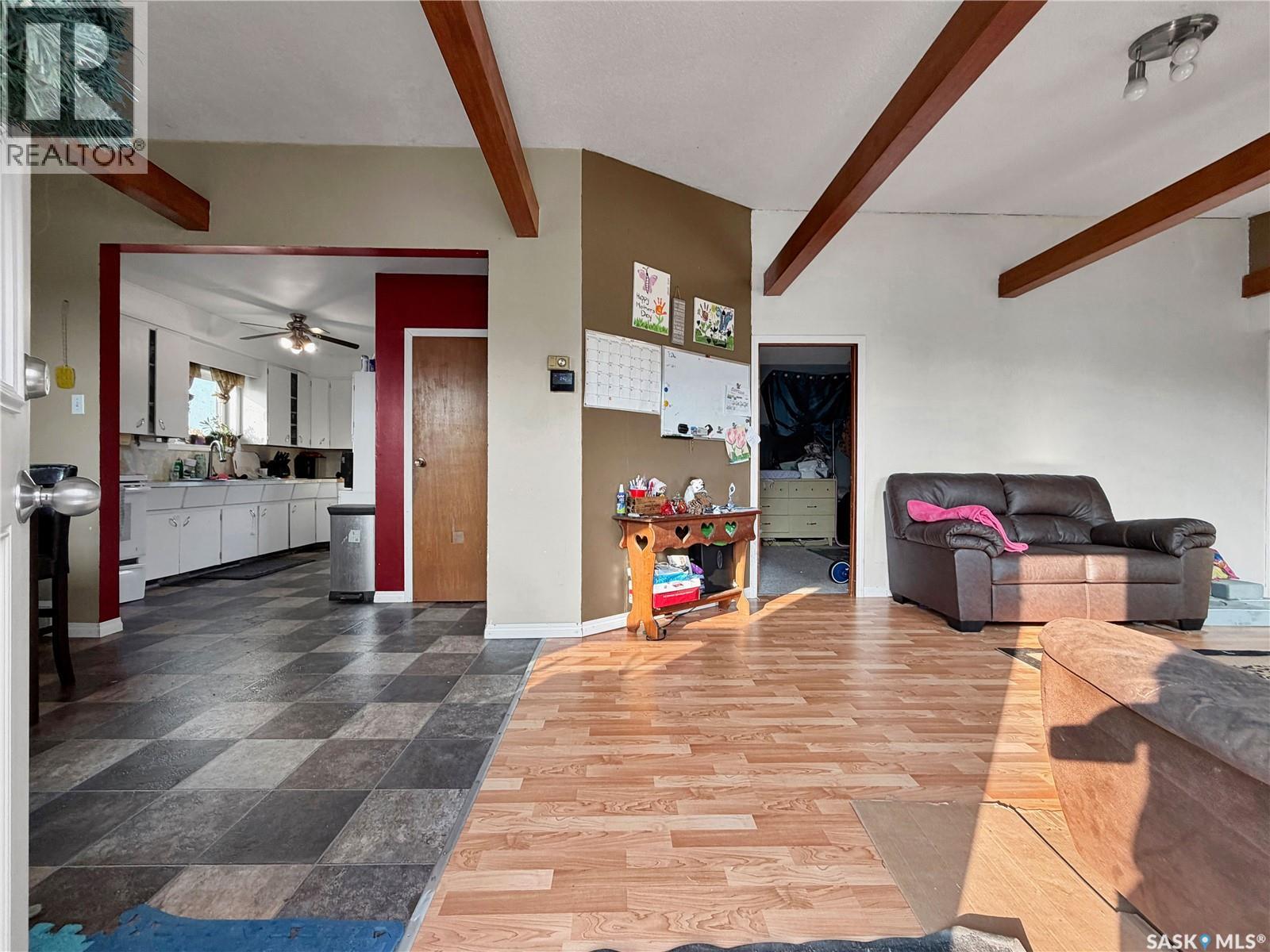 701 3rd AVENUE - 12