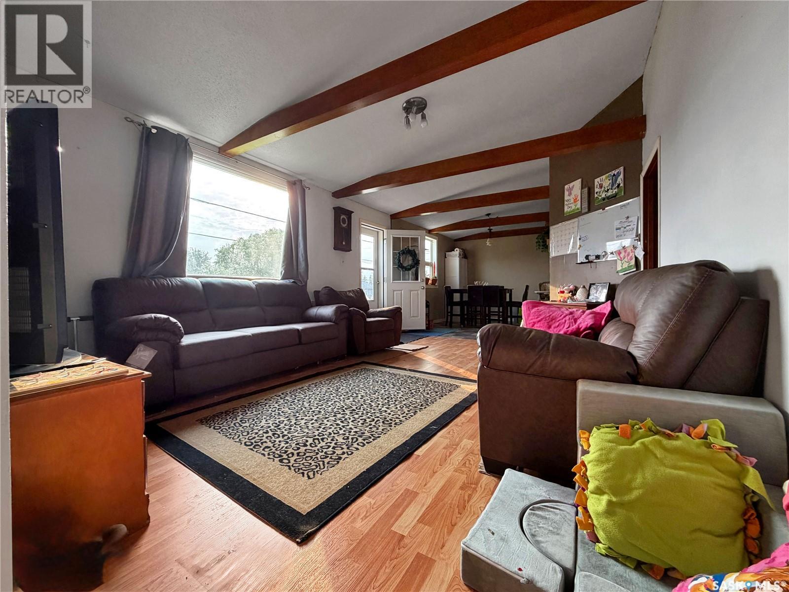 701 3rd AVENUE - 20