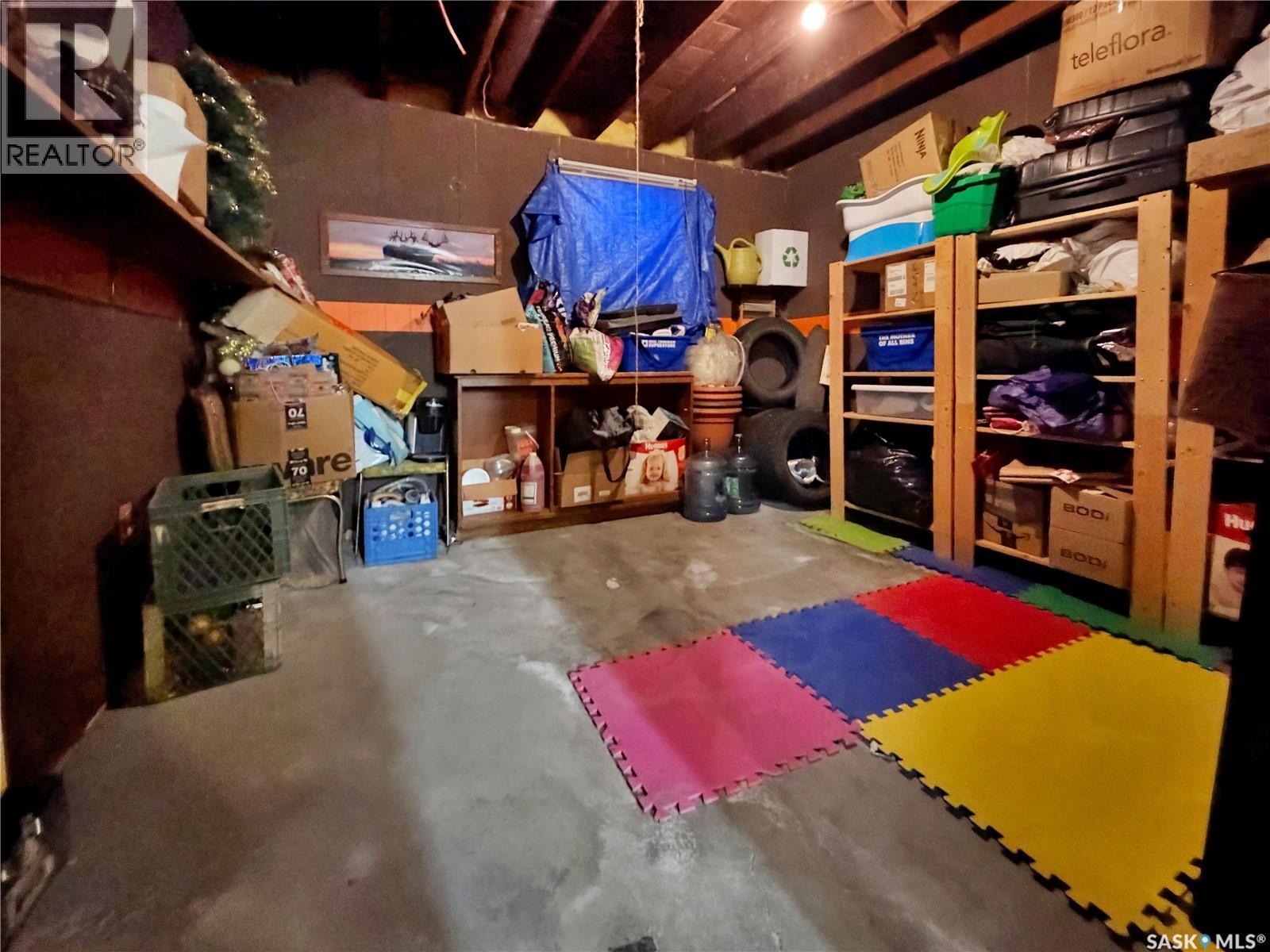 701 3rd AVENUE - 30