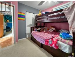 701 3rd Avenue, Spy Hill, SK S0A3W0 Photo 18