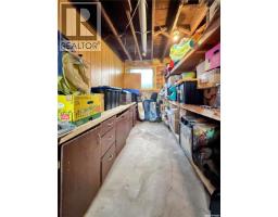 701 3rd Avenue, Spy Hill, SK S0A3W0 Photo 28