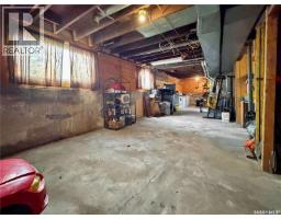 701 3rd Avenue, Spy Hill, SK S0A3W0 Photo 33