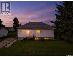 701 3rd Avenue, Spy Hill, SK S0A3W0 Photo 34