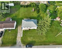 701 3rd Avenue, Spy Hill, SK S0A3W0 Photo 35