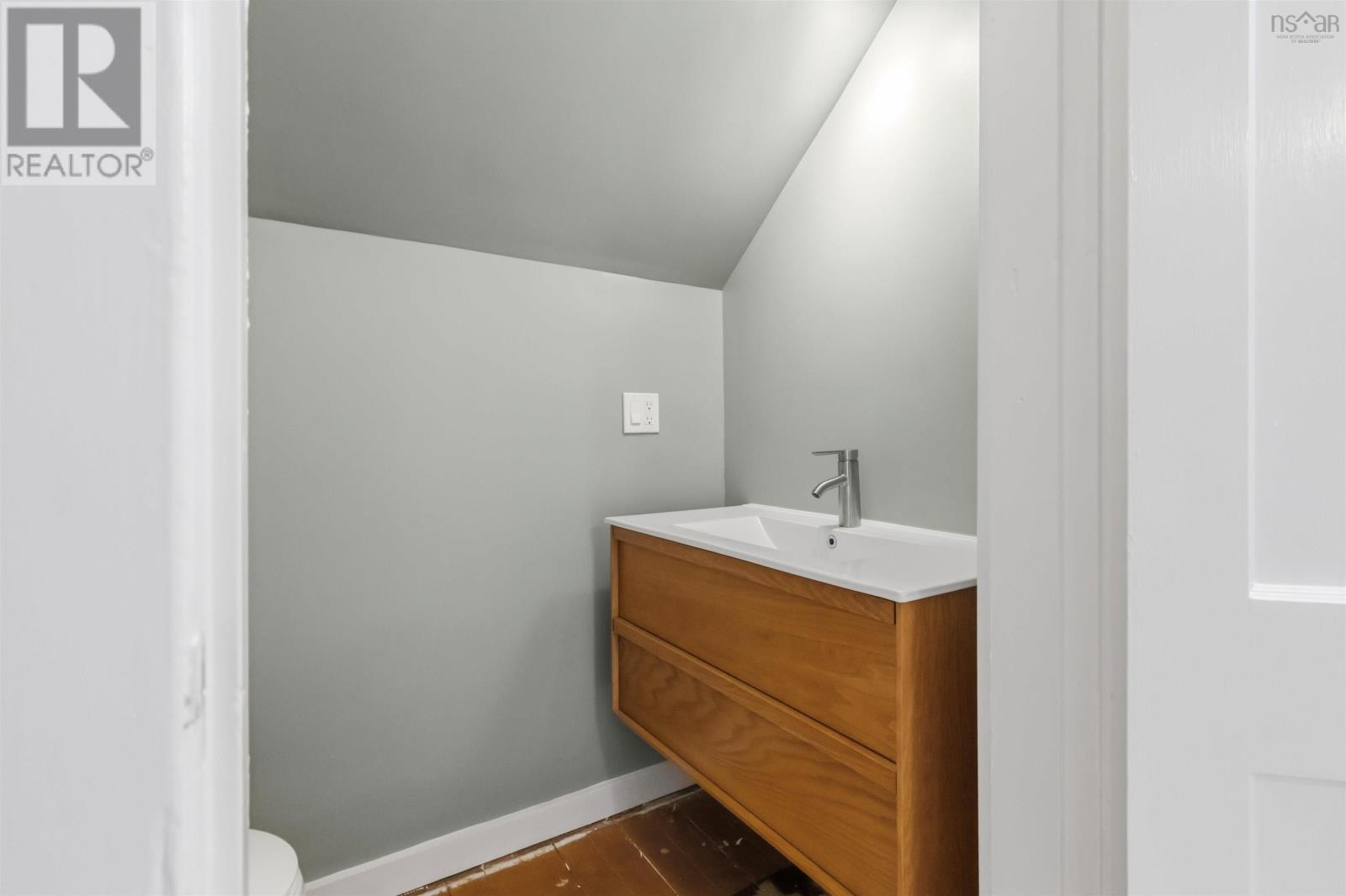 120 Old Port Mouton Road - 25