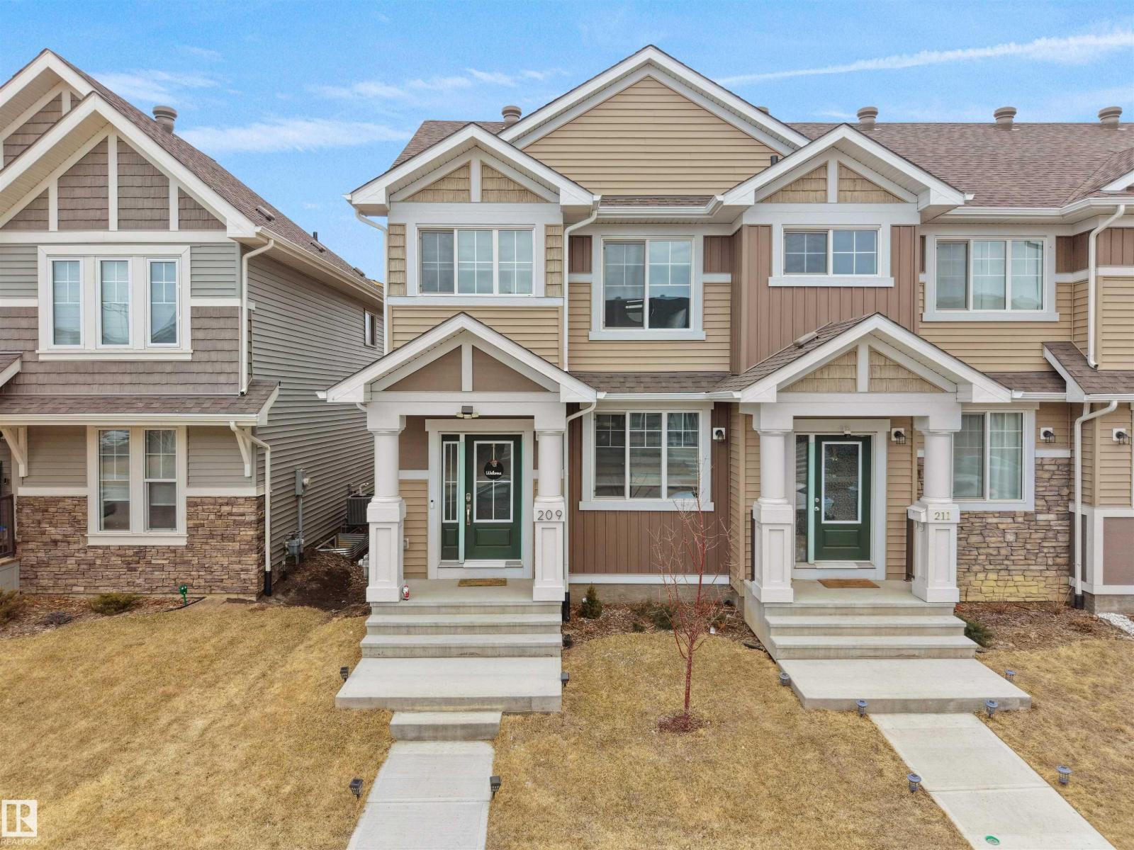 209 DESROCHERS BV SW, Desrochers Area, Edmonton photo 1