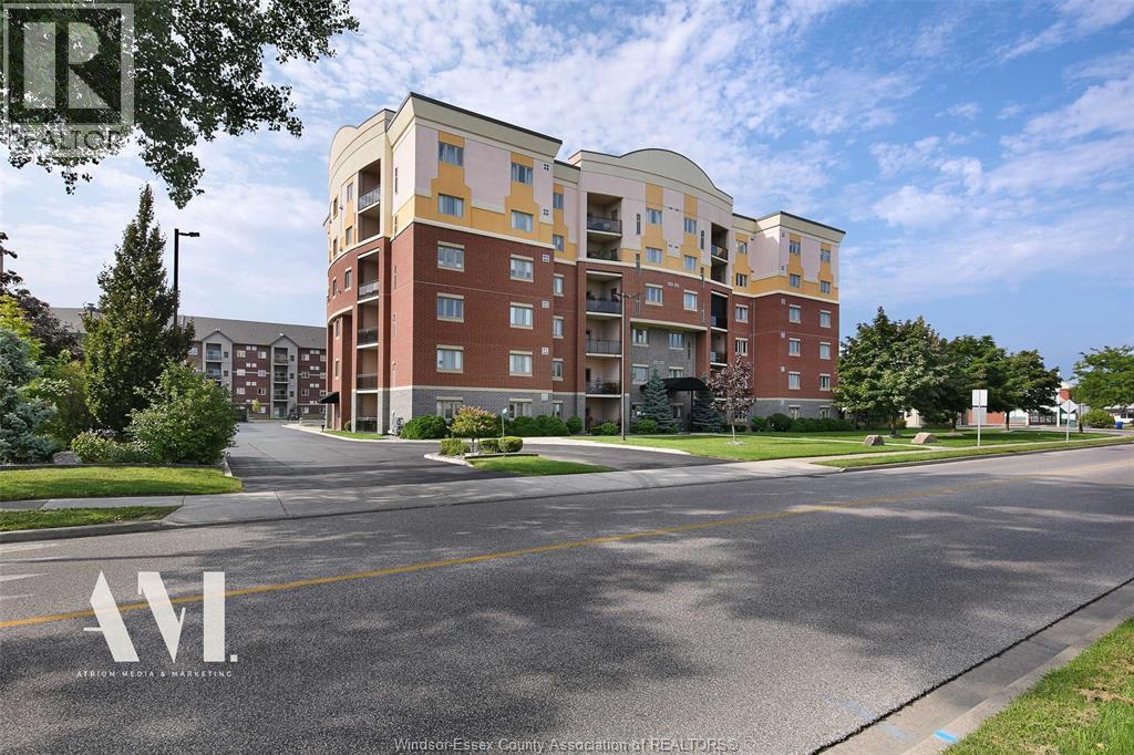 #106 1855 NORMANDY STREET - 2