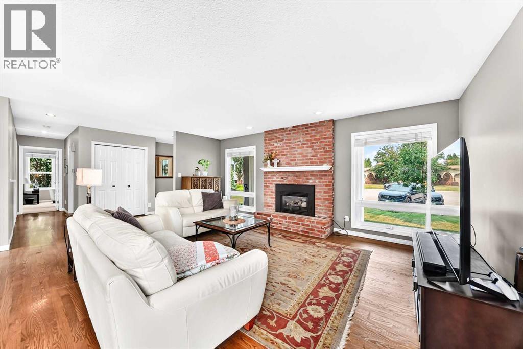 256 Midvalley Place SE - 4