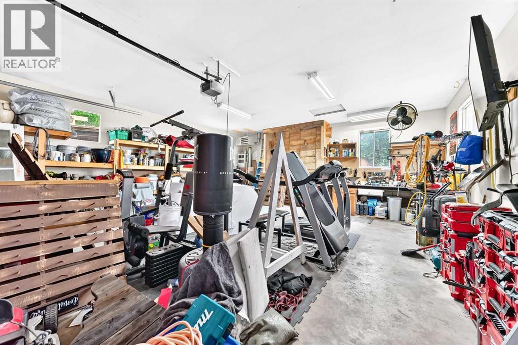 256 Midvalley Place SE - 44