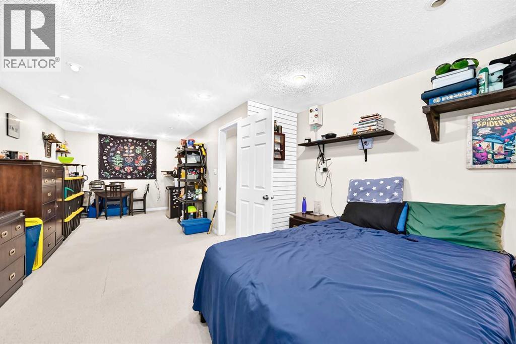 256 Midvalley Place SE - 29