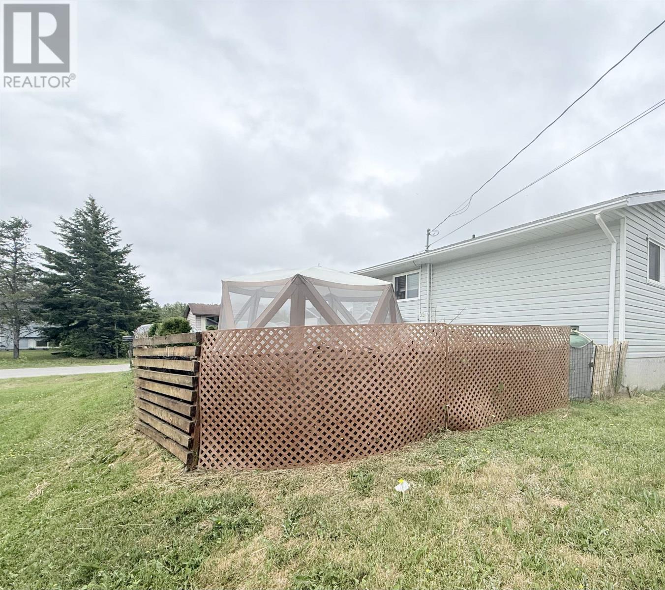114 Northwood DR - 28