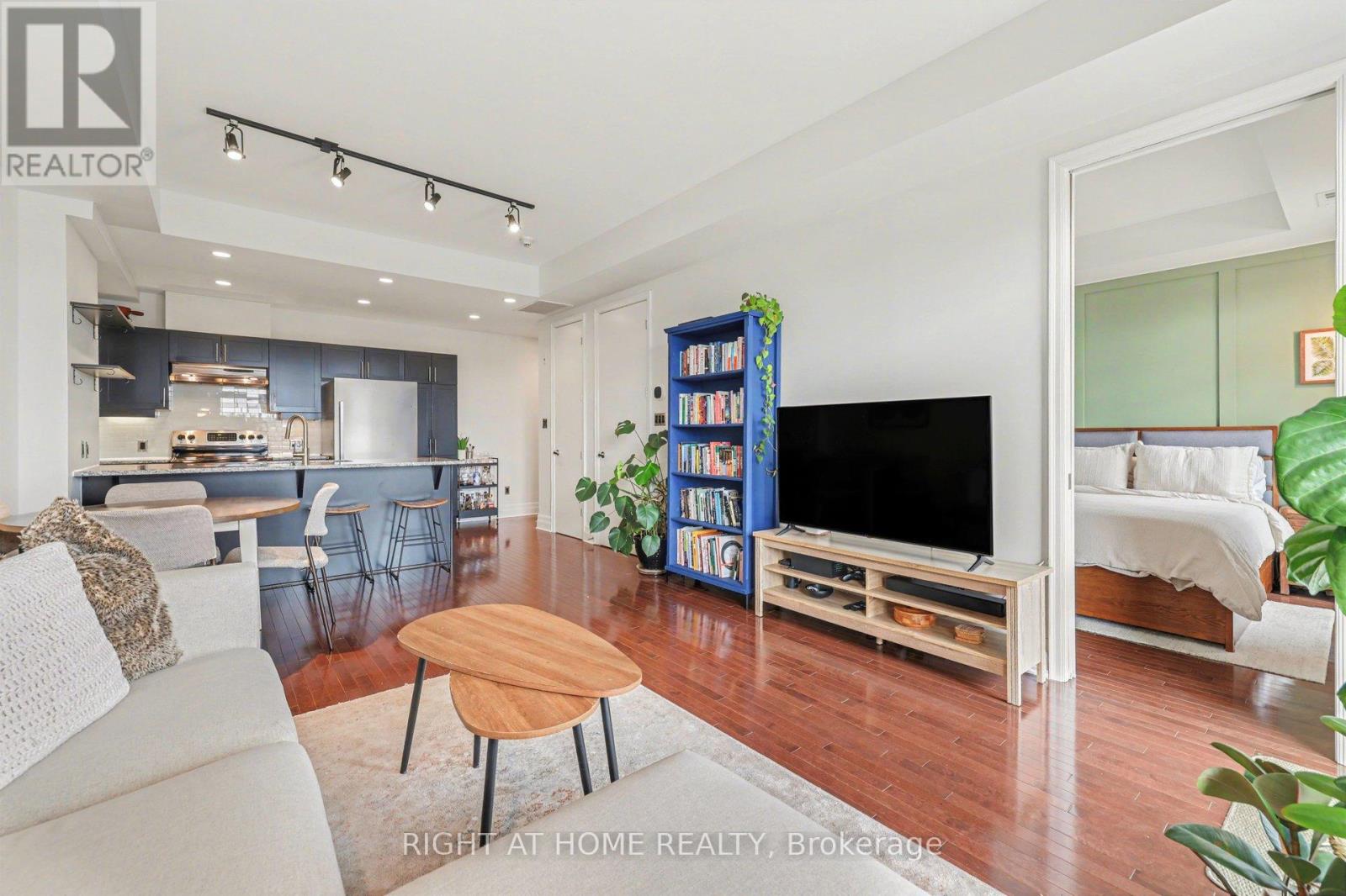 1 Bed, 1 Bath Apartment for Sale in Ottawa – 810 – 330 LORETTA AVENUE S, Ottawa – MLS# X13611476 - Image 11