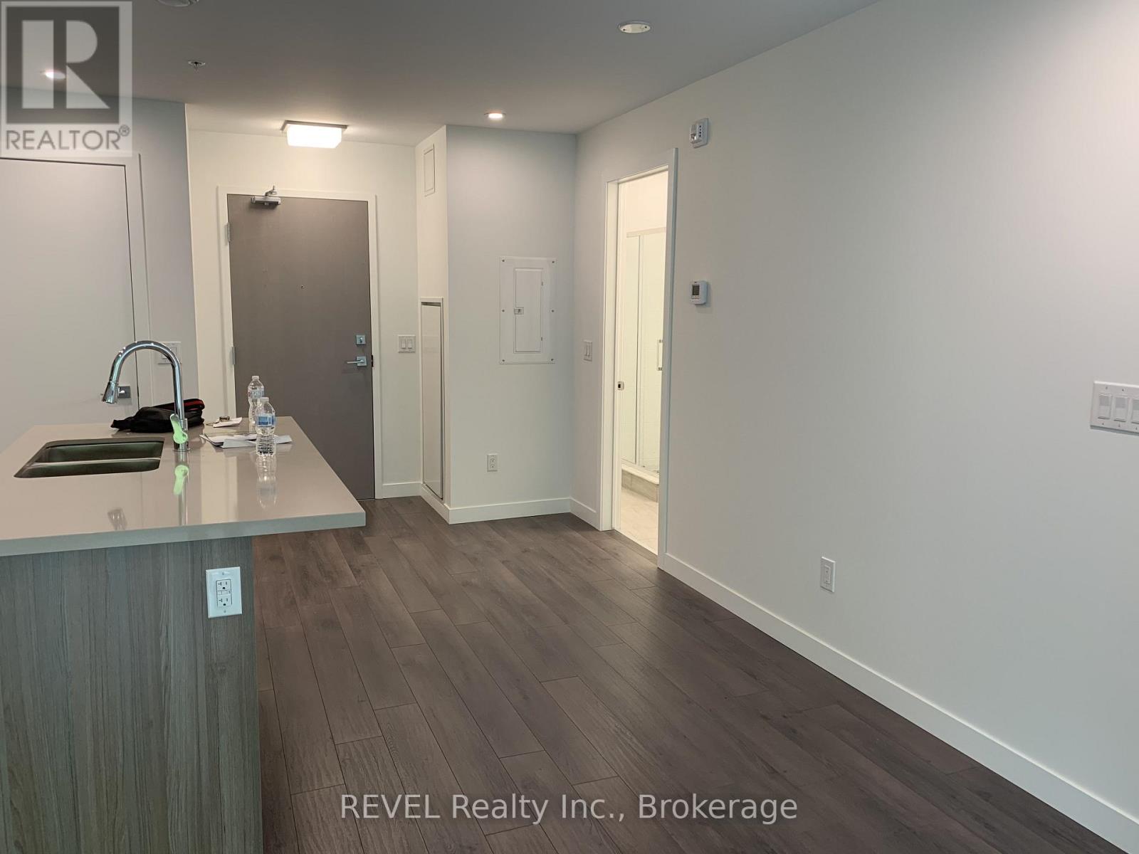 Photo of 455 Charlton Avenue