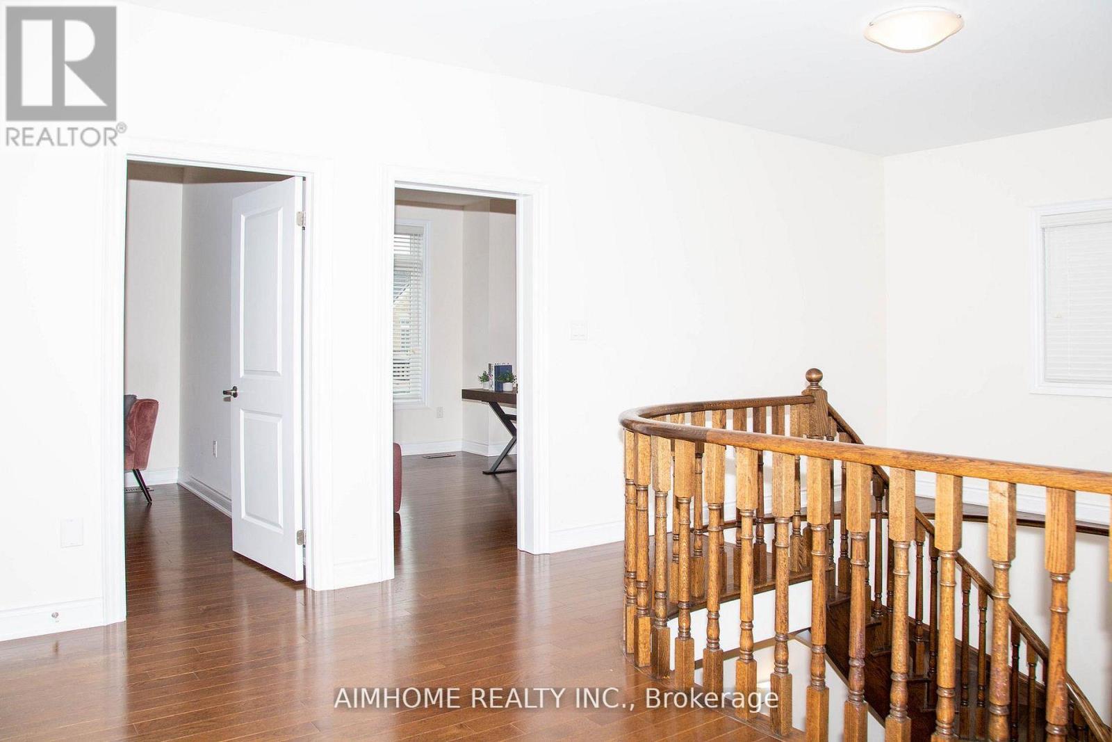 36 GRACEDALE DRIVE - 24