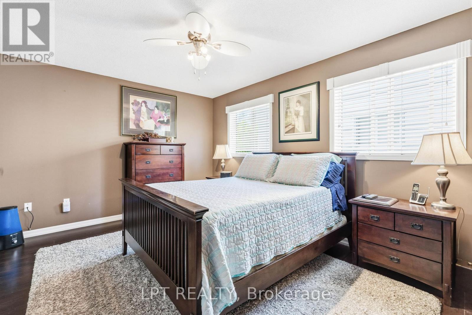 8 BURNABY DRIVE - 23