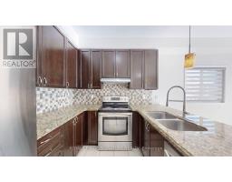 138 Sun King Crescent, Barrie, ON L4M0E5 Photo 11