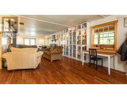 236 Canoe Lake Estates Road, East Quinan, NS B0W3M0 Photo 18