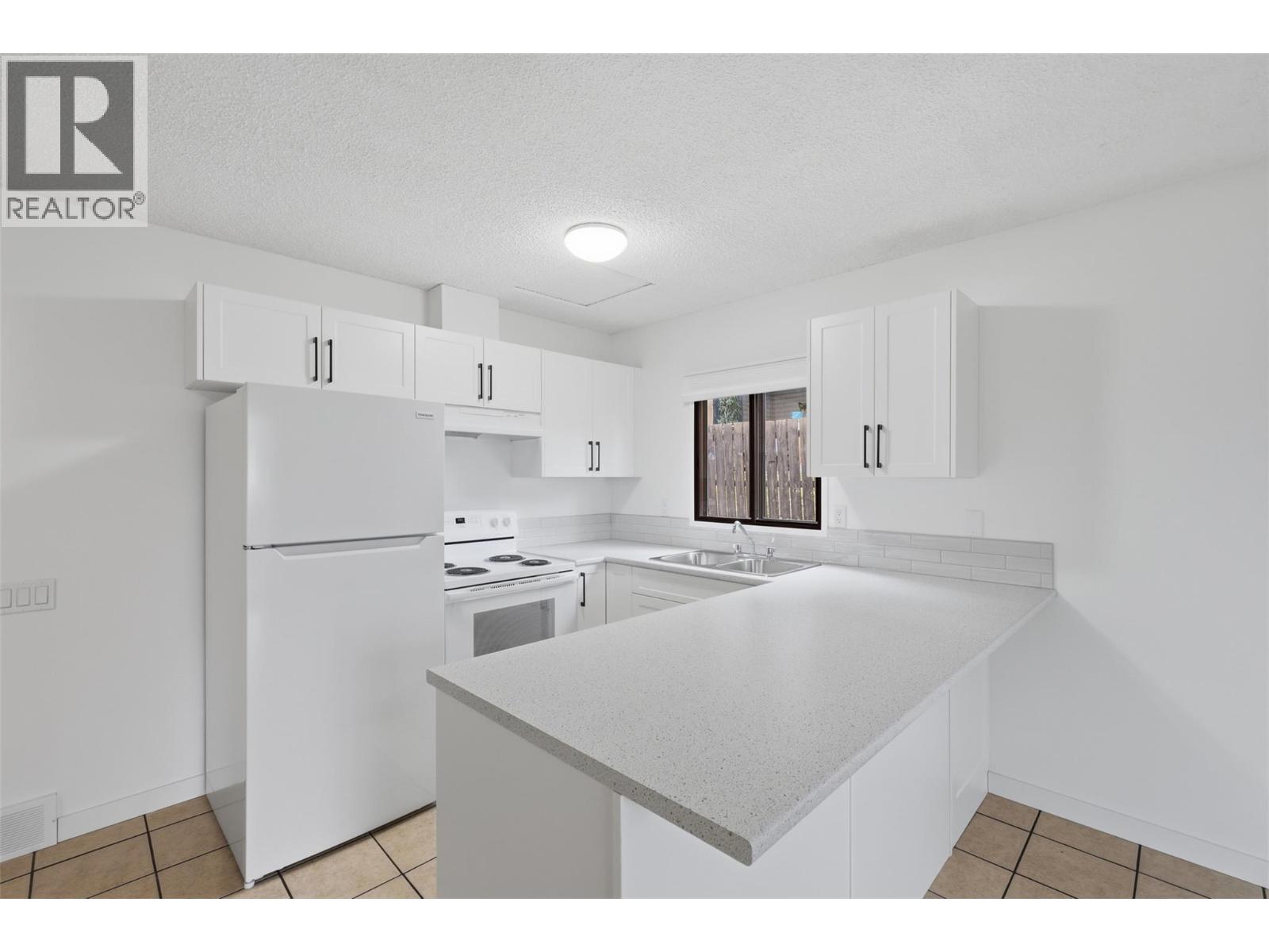 #34 460 Dalgleish Drive - 8