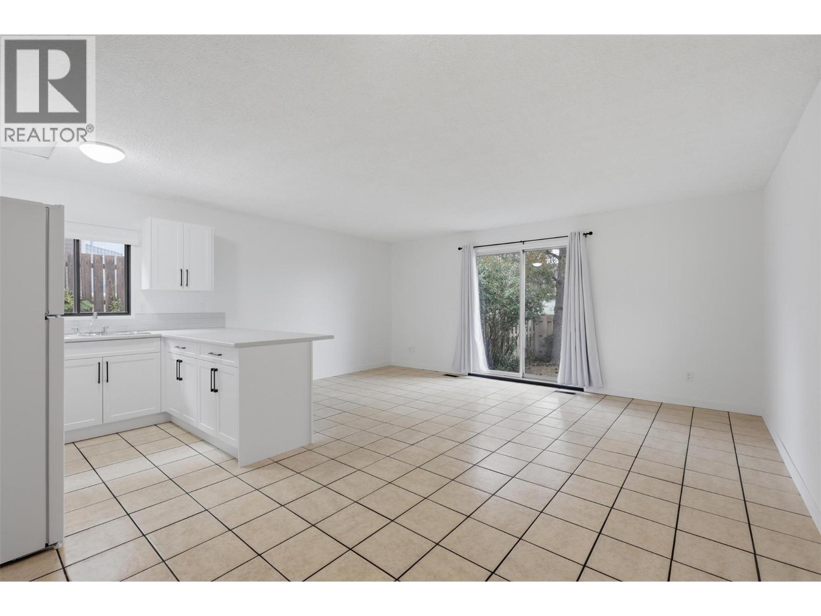 #34 460 Dalgleish Drive - 6