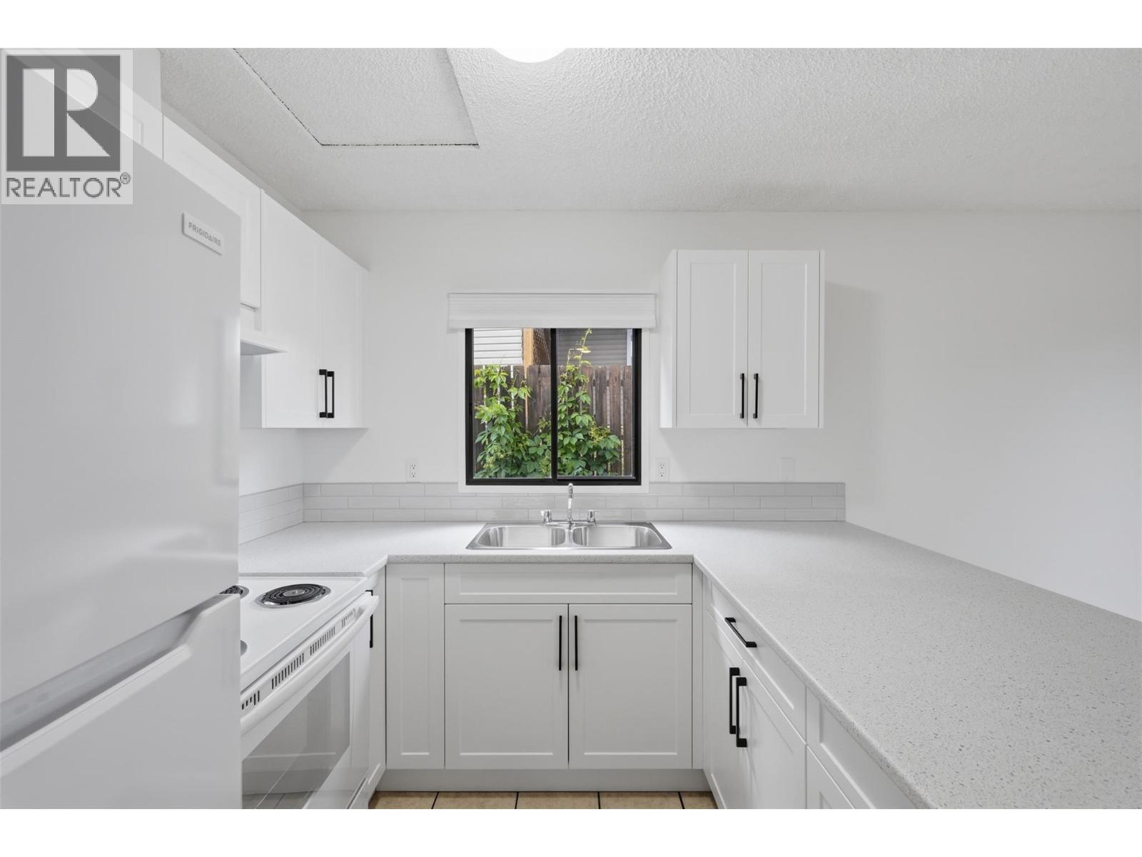 #34 460 Dalgleish Drive - 7