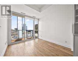 712 - 128 Fairview Mall Drive, Toronto, ON M2J0E8 Photo 9