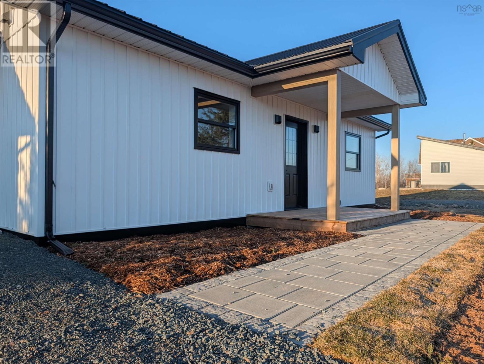 1882 Fox Harbour Road, Fox Harbour — photo 3