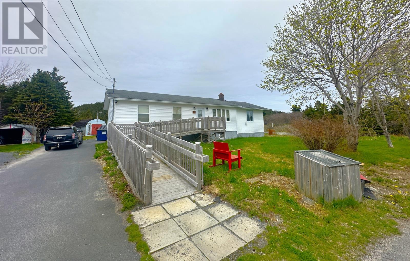 25 Wilsonville Avenue