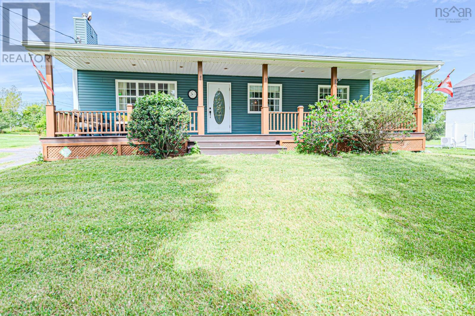112 Pleasant Street