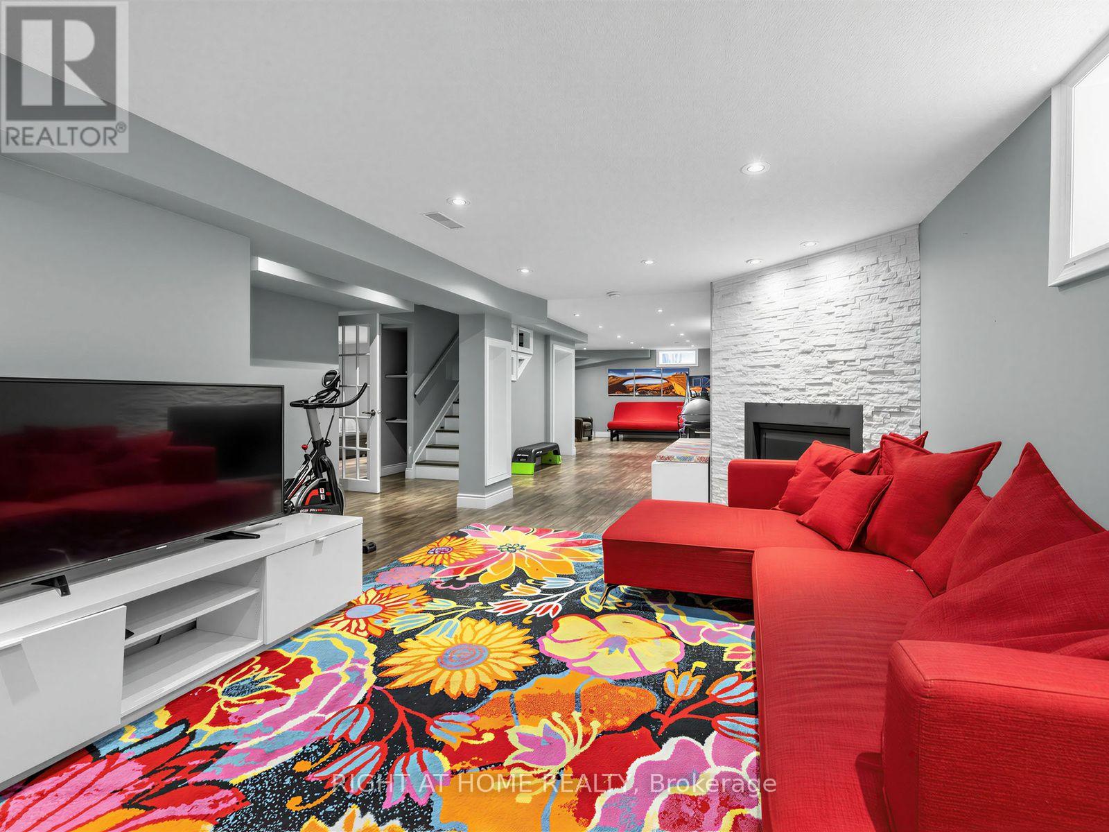 608 HIGHVALLEY ROAD - Image 30