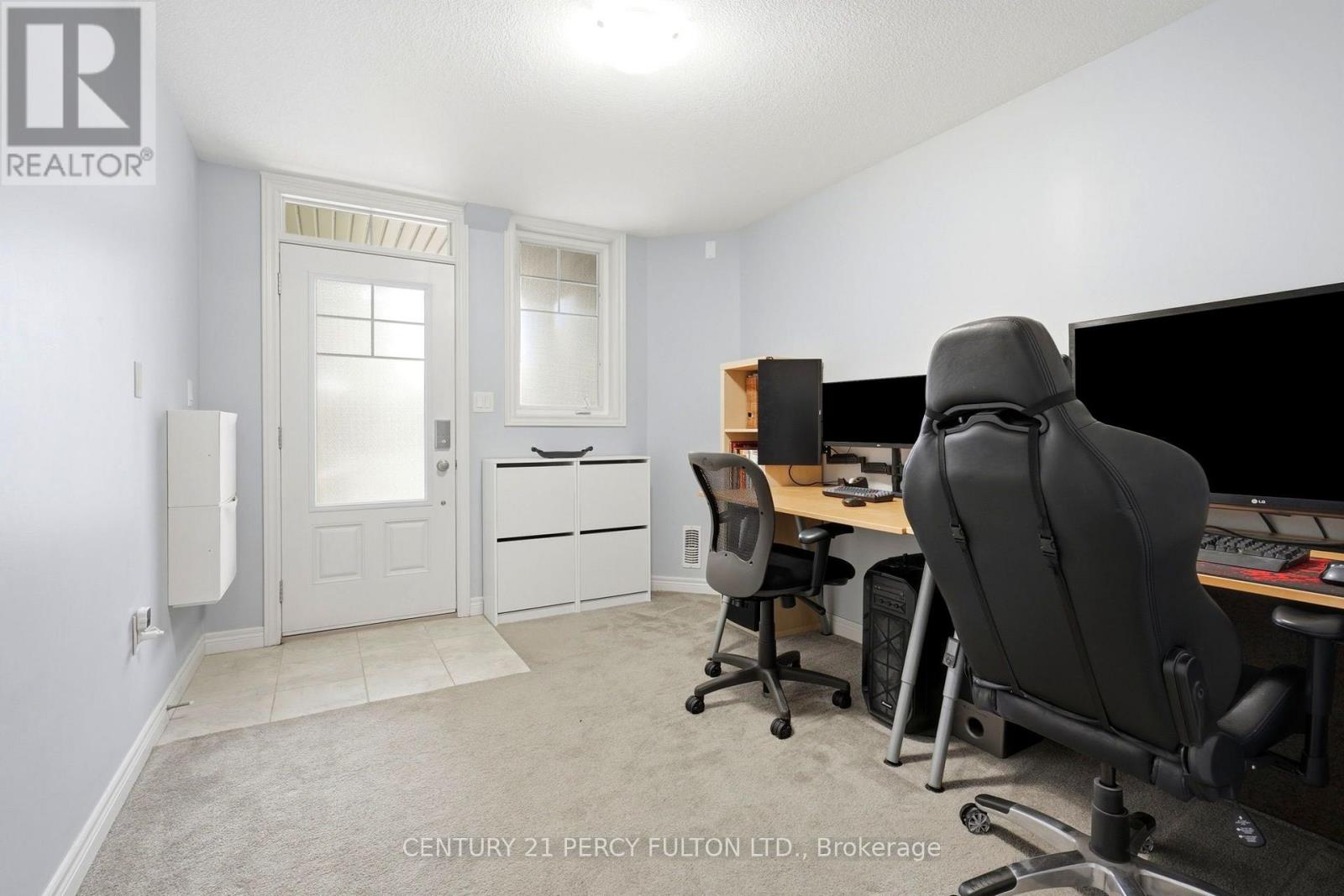 6 WHALEY LANE - Image 3