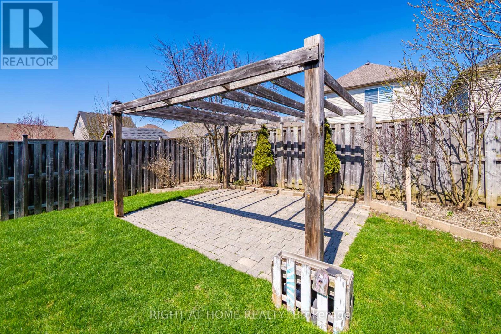 21 MULLIN DRIVE - 44