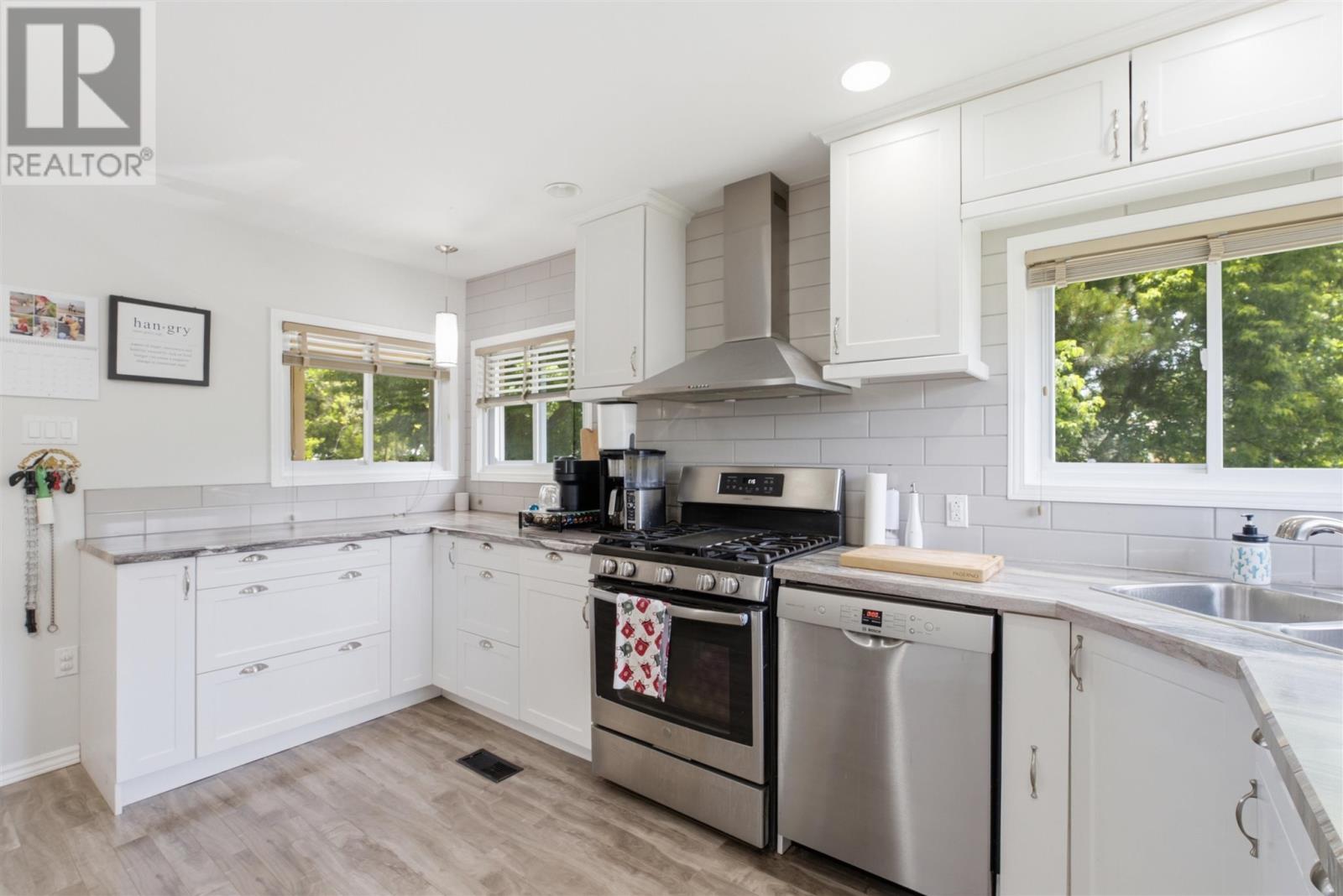 131 Nadon AVE - 10