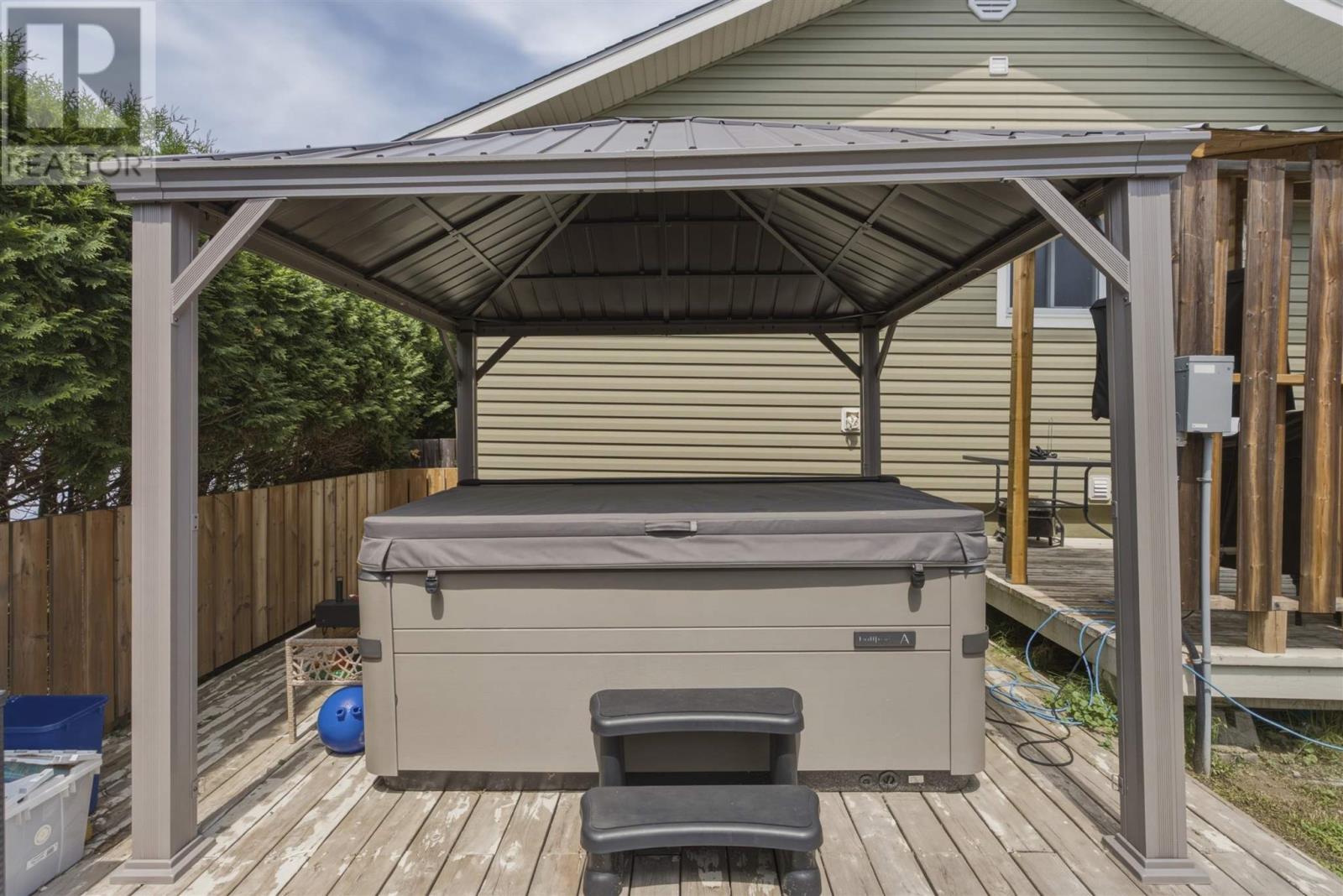 131 Nadon AVE - 27