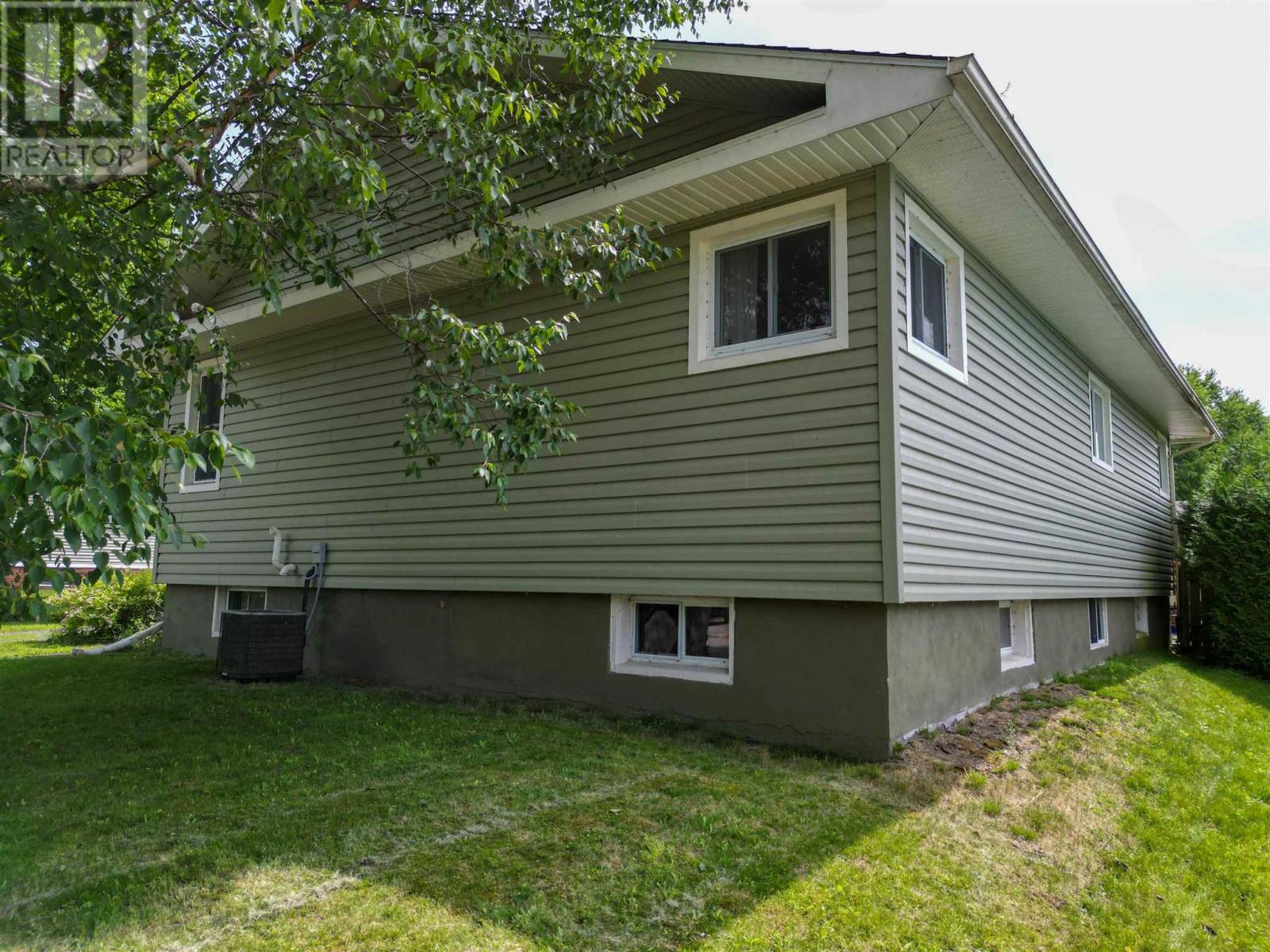 131 Nadon AVE - 33