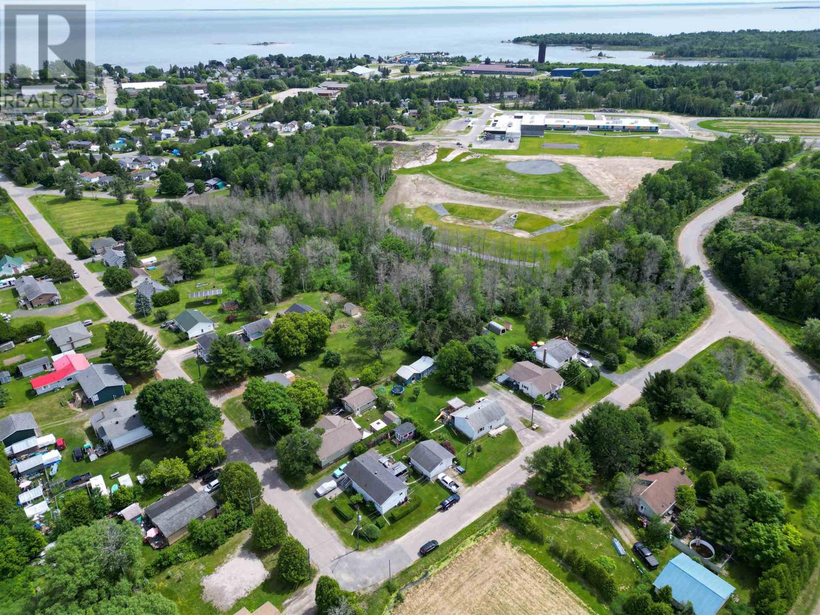 131 Nadon AVE - 40