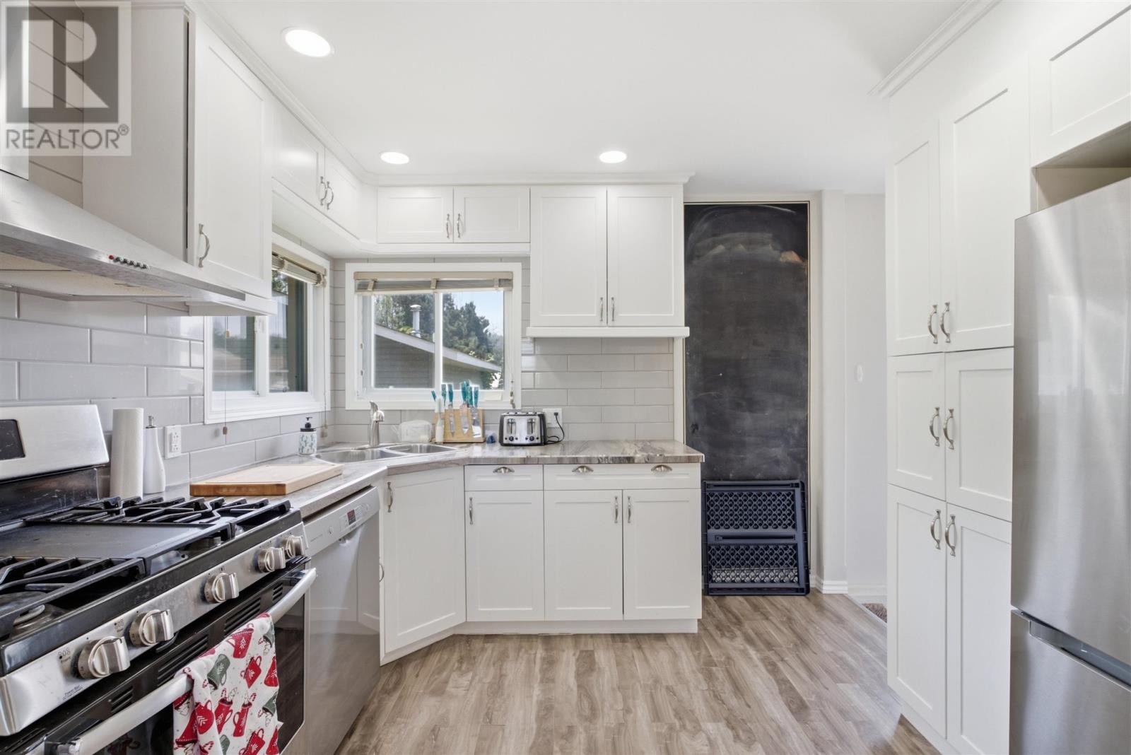131 Nadon AVE - 9