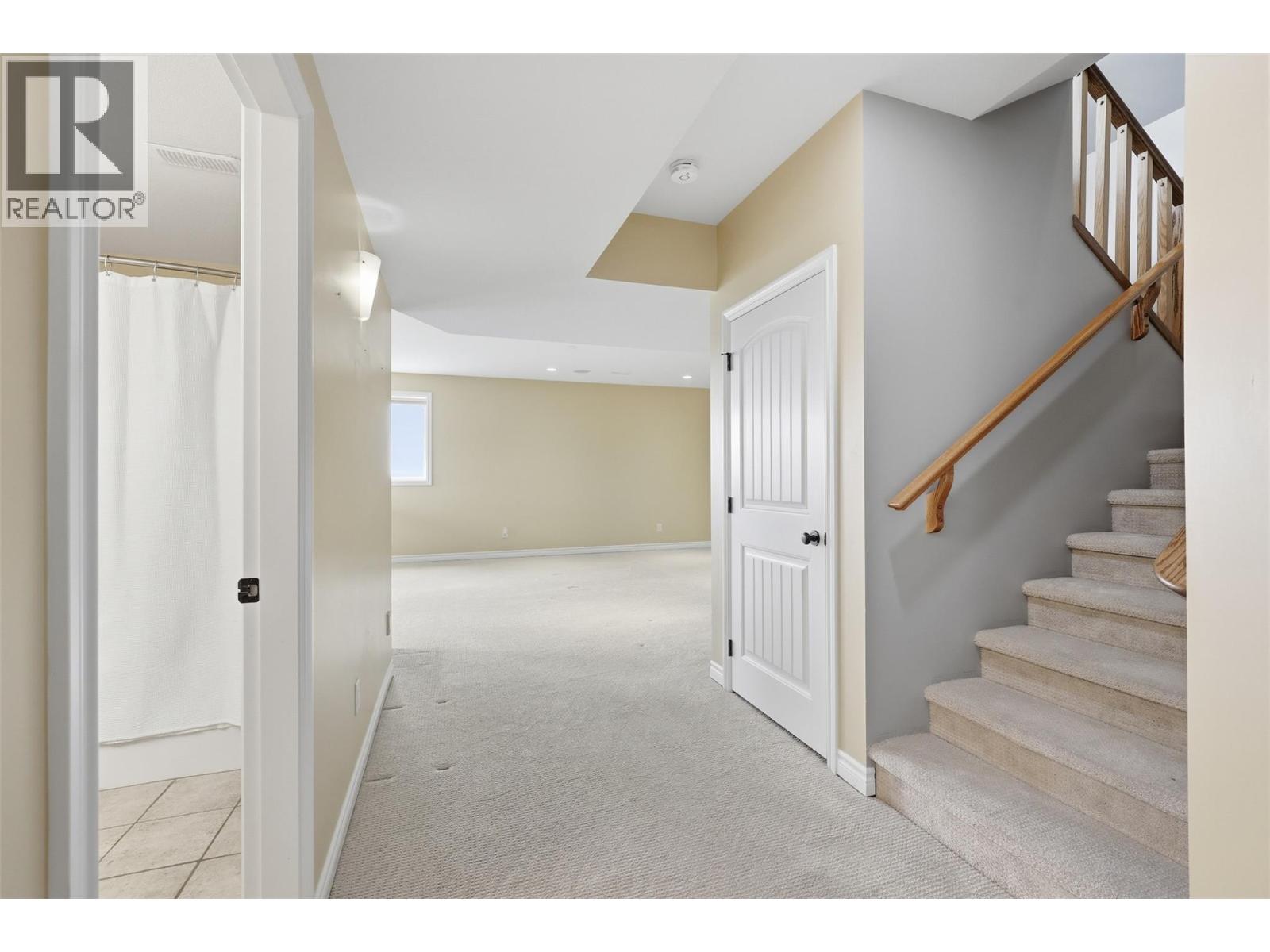 1589 GOLF RIDGE Drive - 39