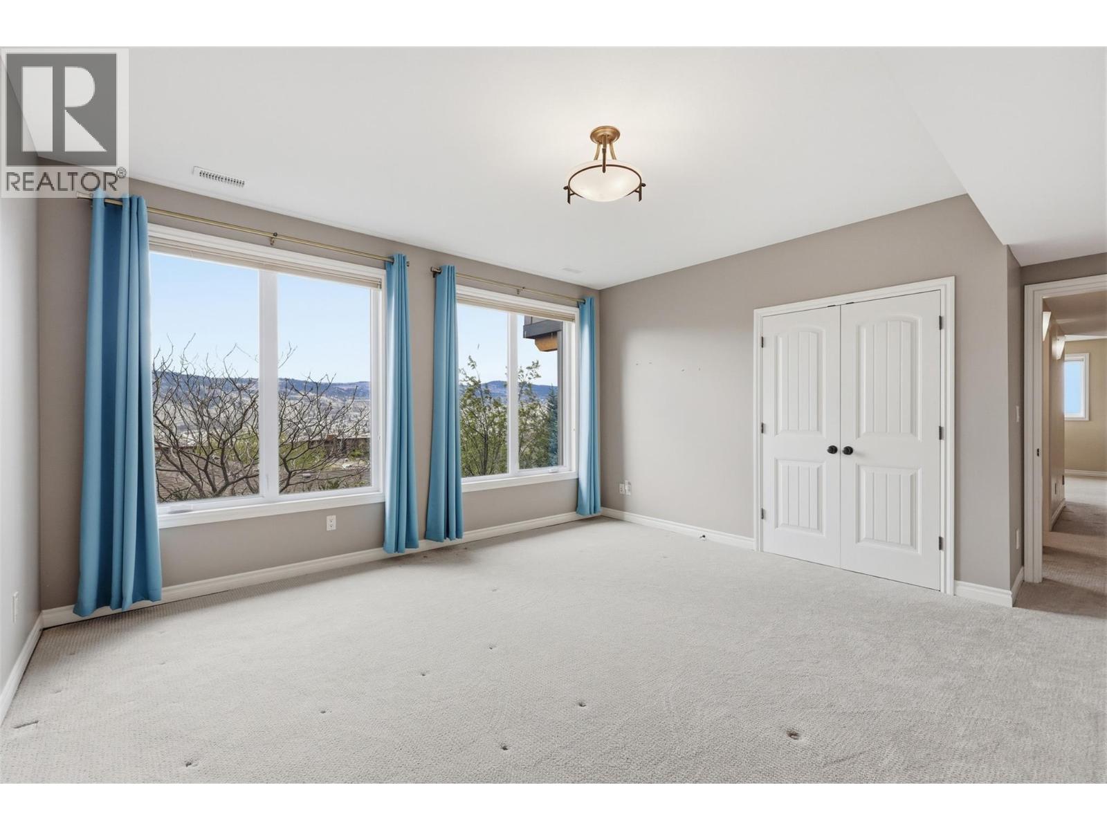 1589 GOLF RIDGE Drive - 49