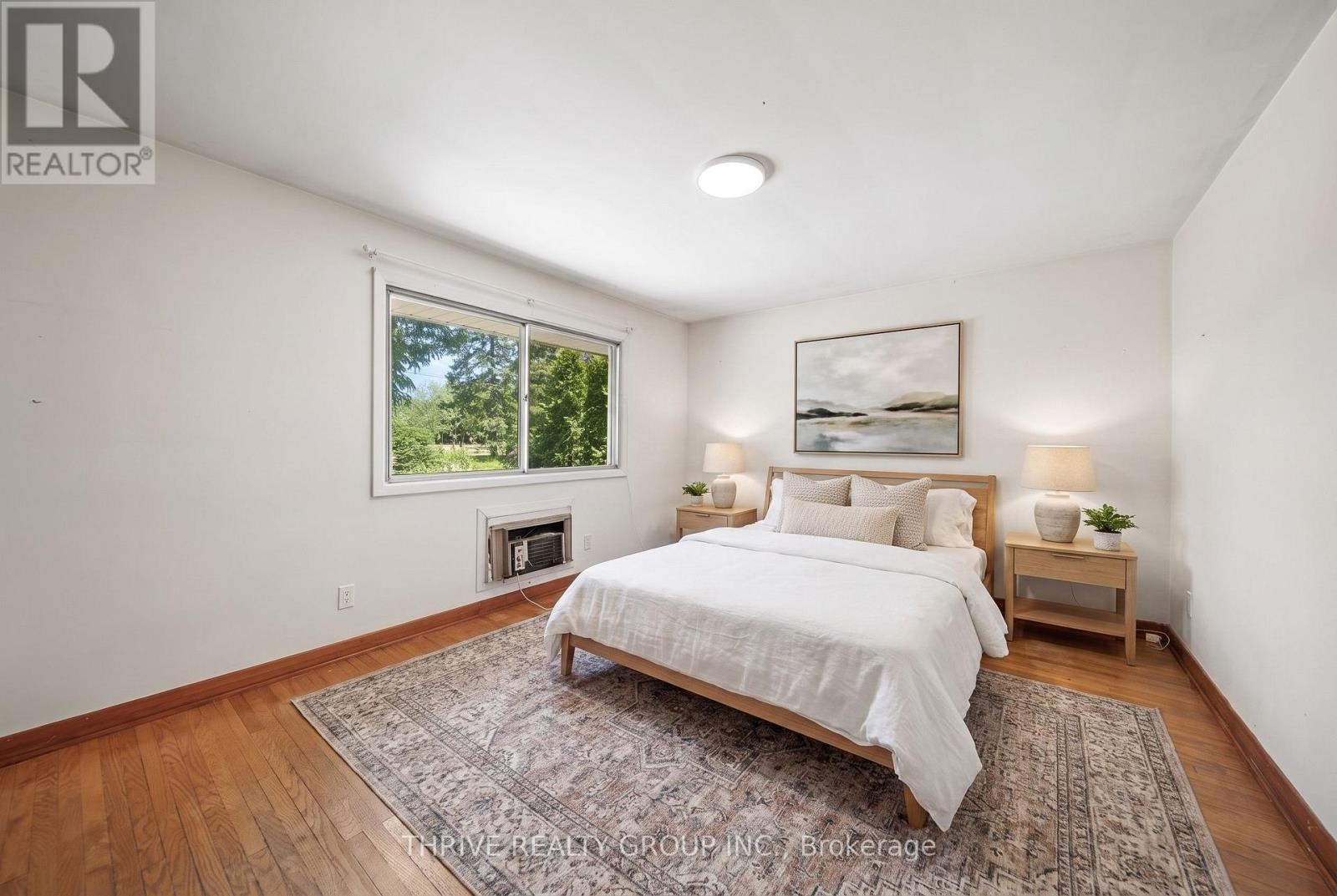 85 BLOOMFIELD DRIVE - 22