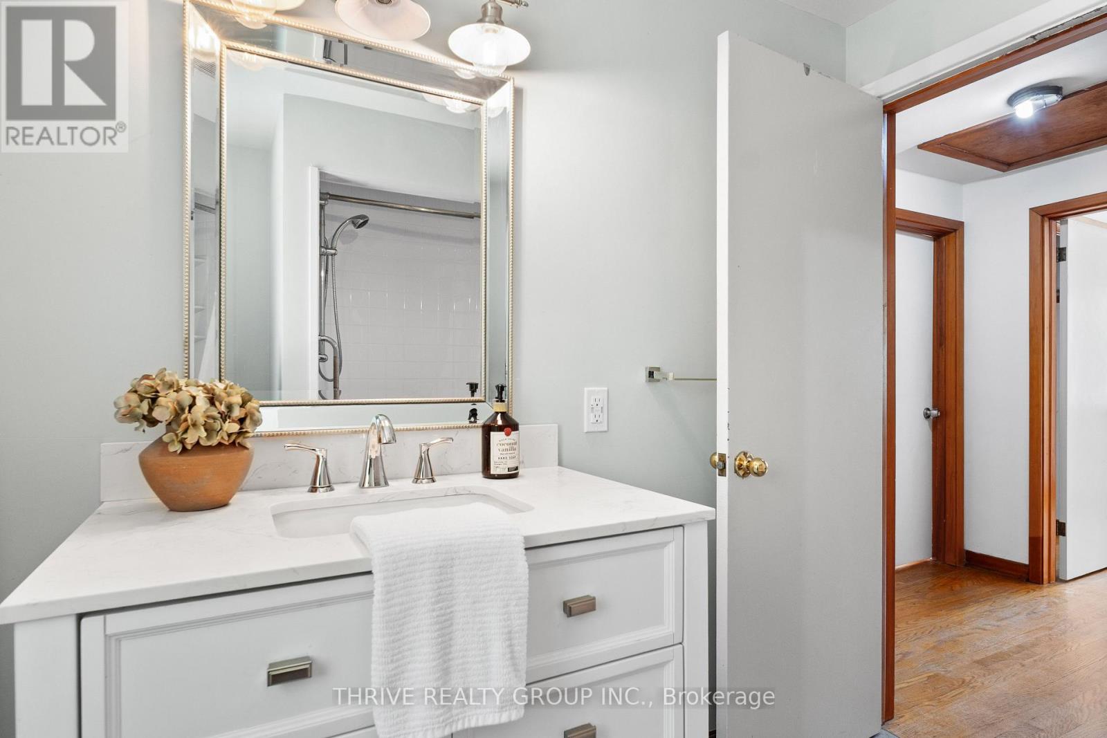 85 BLOOMFIELD DRIVE - 23