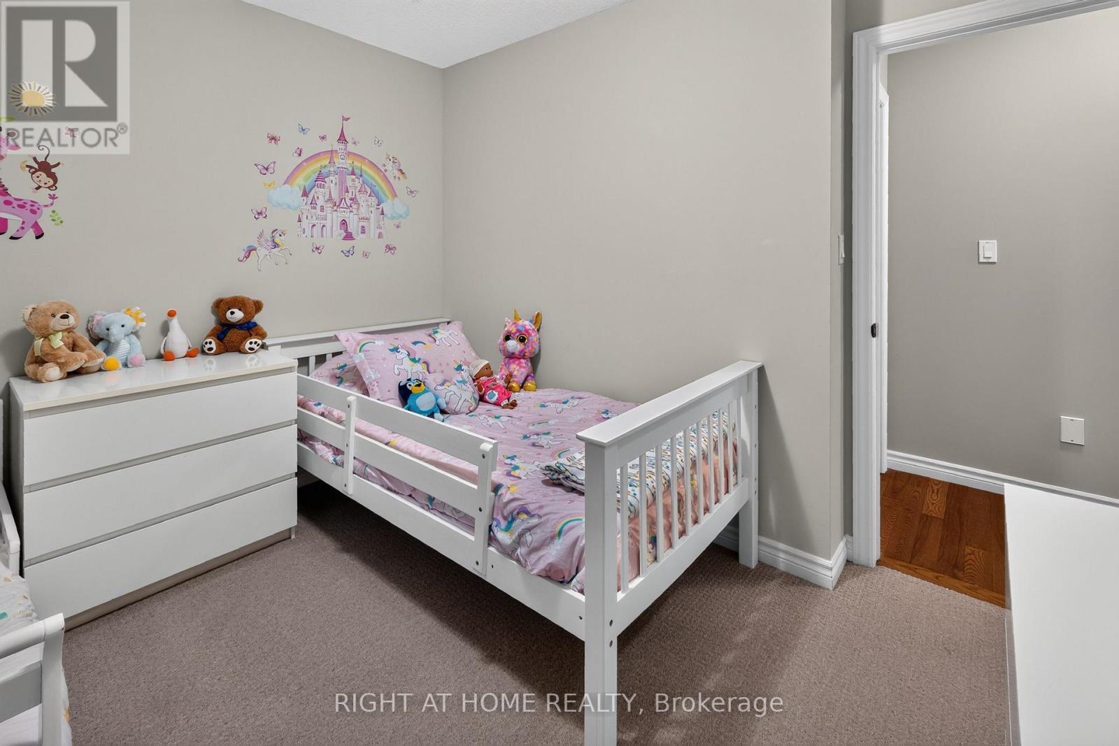 2 NOBLE LANE - Image 24