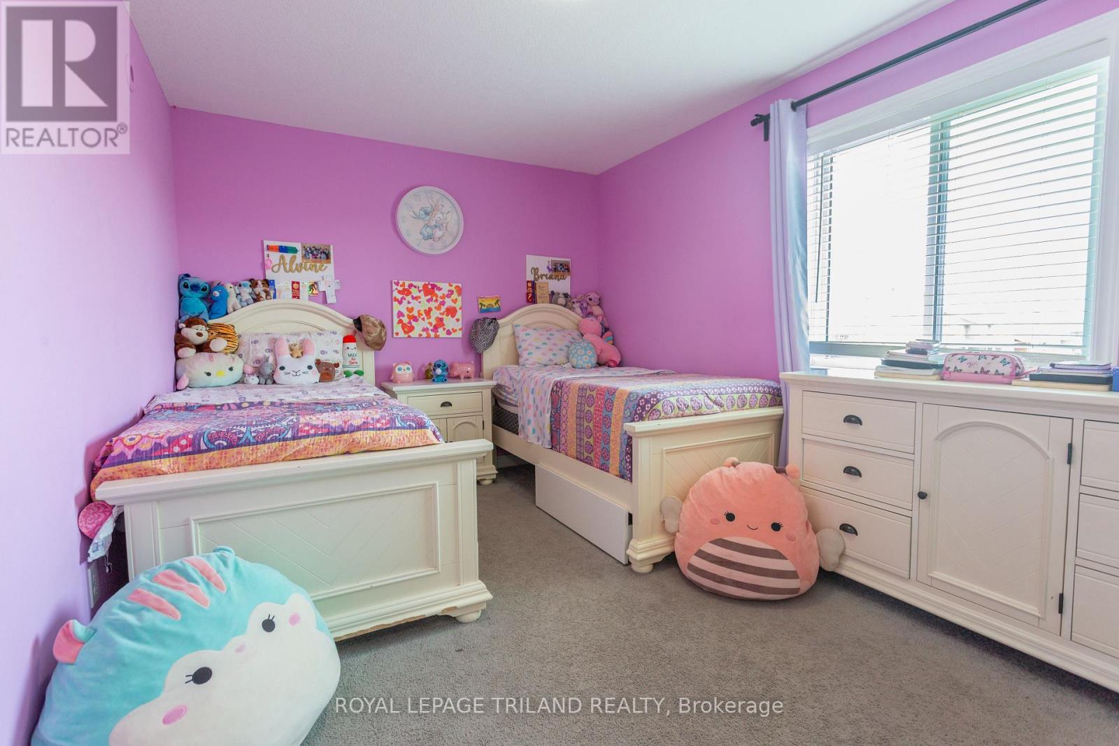 1 ACORN TRAIL - 34