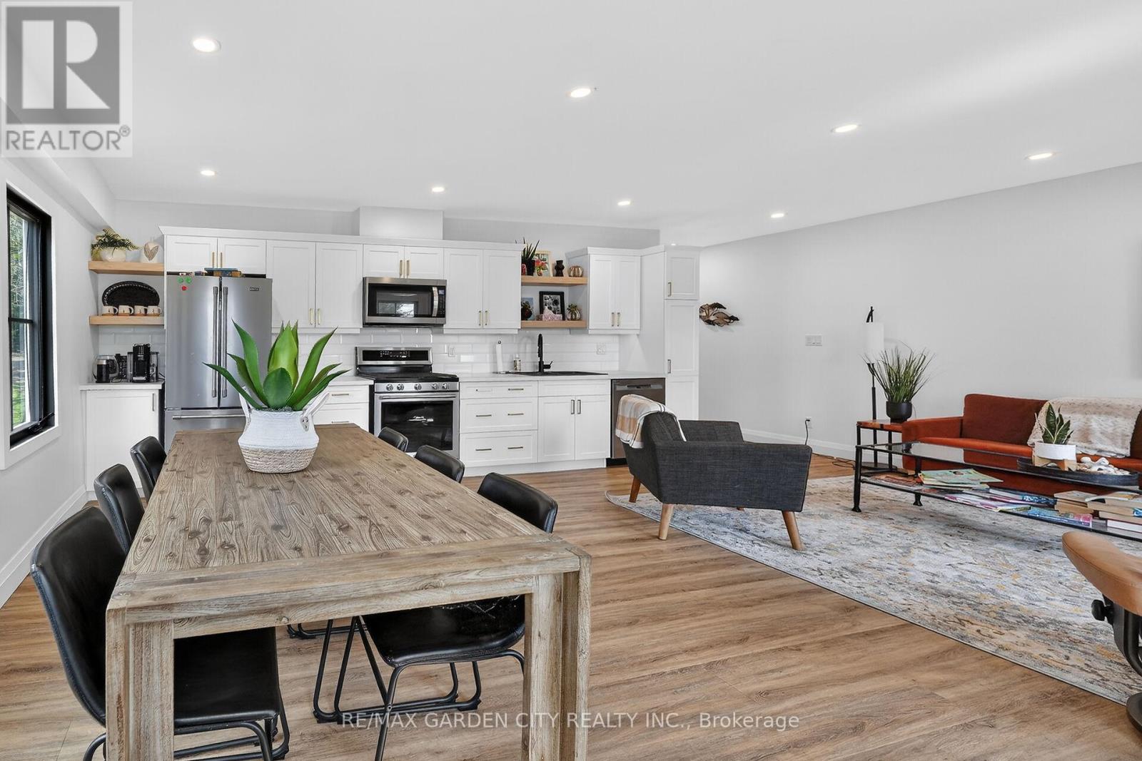 377 CANBORO ROAD - 37