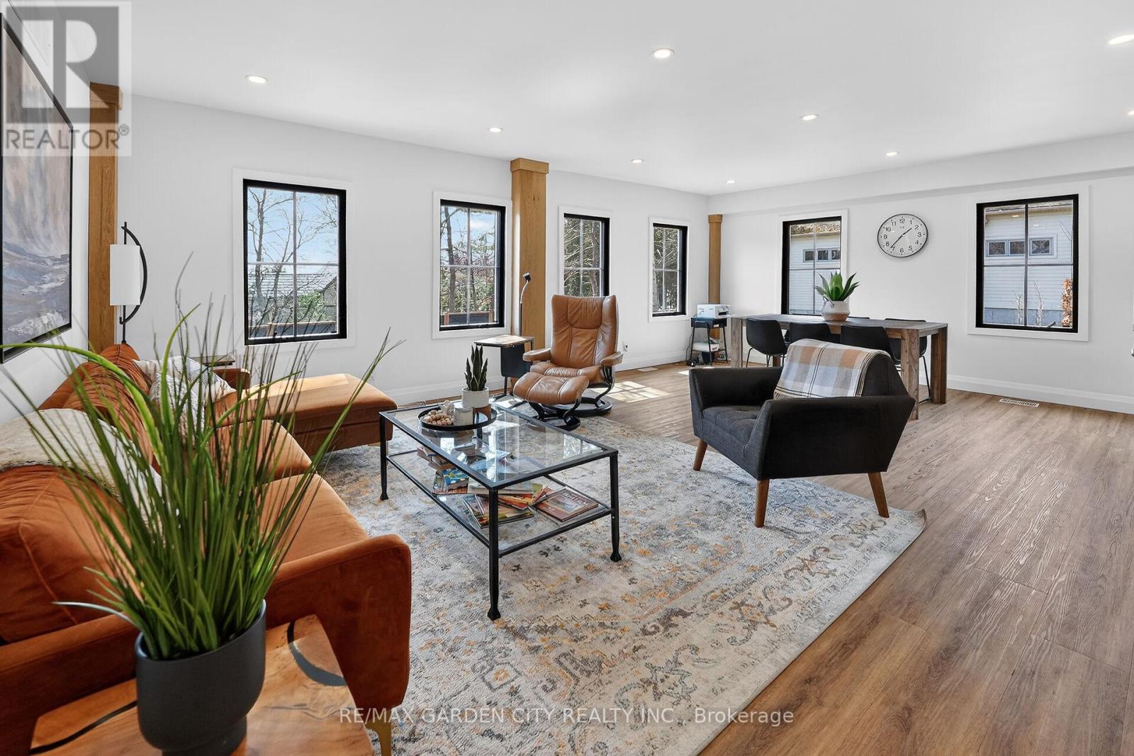377 CANBORO ROAD - 36