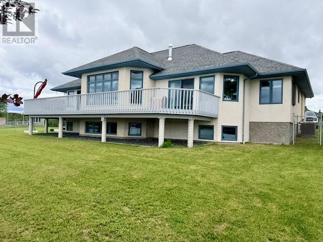 92 Edgewater DR