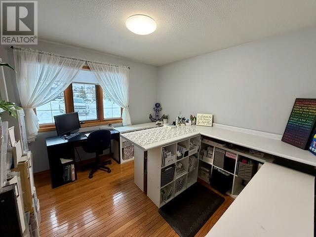 92 Edgewater DR