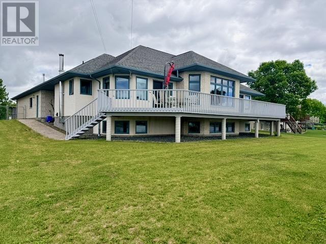 92 Edgewater DR