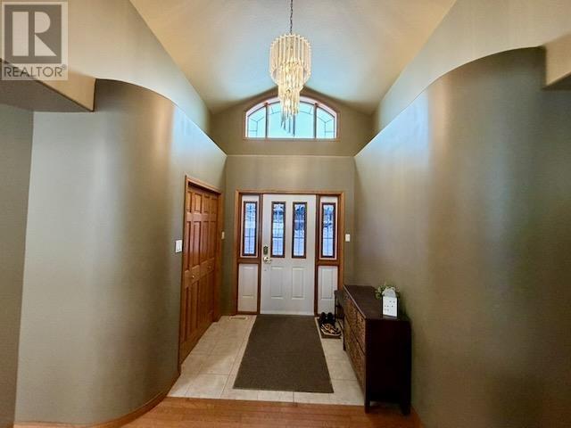 92 Edgewater DR